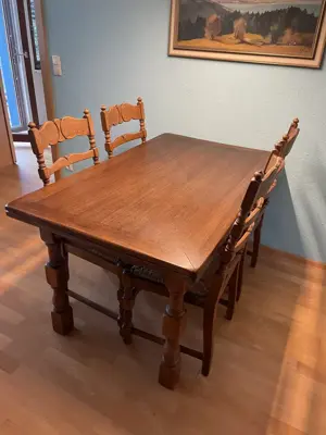 Esszimmer inkl. 6 Stühle