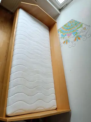 Verkaufe Komplettes Bett