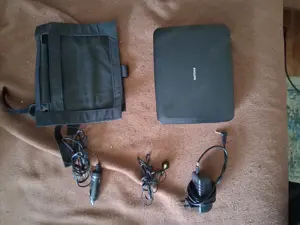 Günstige CD Player abzugeben