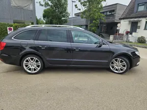 Skoda superb   2.0 tdi 140ps elegance