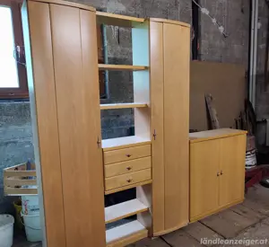 Wohnzimmerschrank zu verschenken 