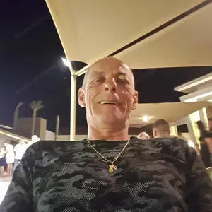 Frau für einen Blowjop gesucht 