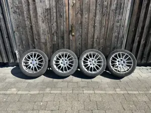 4 Räder Reifen auf Alufelgen - Auto Sommerreifen 225 45 R 17 Y - passend für Audi A3 Bild 3