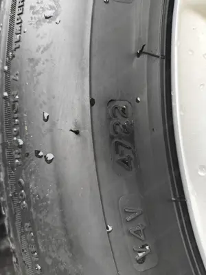 BMW X3 G01  X4 G02, V-Speiche 618, Sommerreifenkomplettsatz 225 60  R18 Bild 8