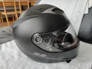 Motorradhelm, Marke "Shark"