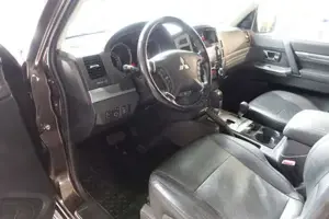 Mitsubishi Pajero 2016 Bild 5