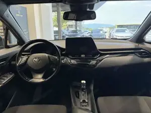 Toyota C-HR Bild 8