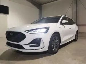 Ford Focus Turnier ST-Line X 1.0 EcoBoost 155 PS Automatik-Navi-Ap...
