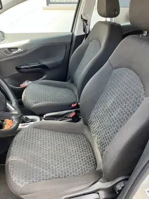 Opel Corsa E mit Vollausstattung Bild 6