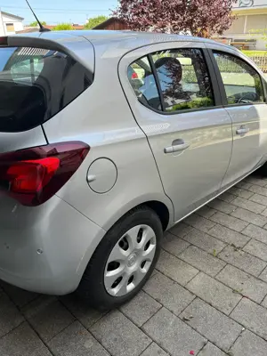 Opel Corsa E mit Vollausstattung Bild 7