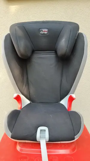 Kindersitz Britax Römer Kidfix M 3.5 Jahre - 12 Jahre | 100 - 150 cm 