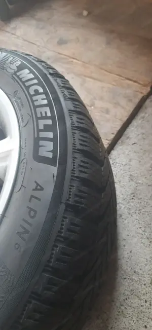 Winter Reifen Ford Focus  Bild 4