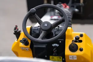 Kompakt - Radlader Hoflader HERACLES H130 Kingway Bild 8