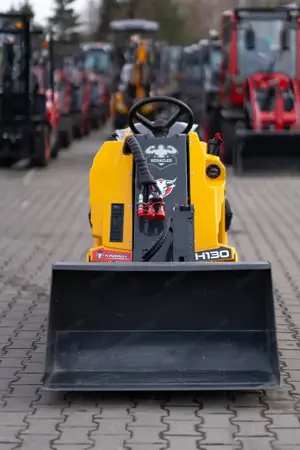 Kompakt - Radlader Hoflader HERACLES H130 Kingway Bild 5