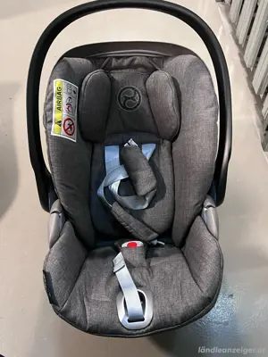 Babyschale + Isofix Station