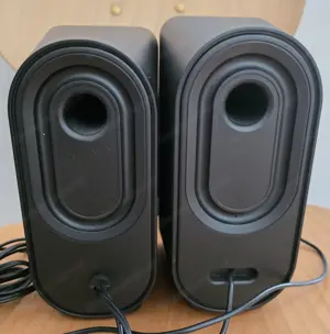 computer  lautsprecher trust  Bild 3