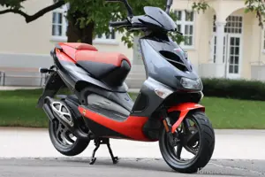 Aprilia SR50 LC *Roller *Pickerl NEU *Service NEU *Reifen NEU *sofort verfügbar