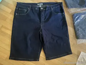 3 neue kurze Herren Jeansbermudas Gr.XXXL