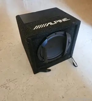 Alpine SWE-815 Auto-Soundsystem; Auto-Subwoofer
