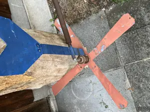 Windrad aus Metall Bild 2