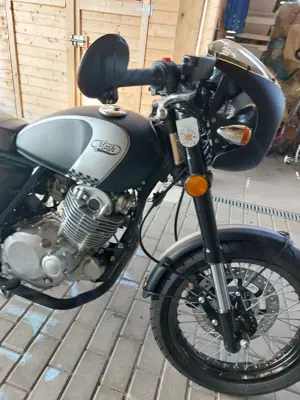 Mash 250 Cafe Racer