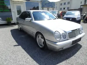 Mercedes E300 Turbodiesel Automatik Avantgarde Bild 3