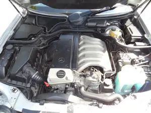 Mercedes E300 Turbodiesel Automatik Avantgarde Bild 10