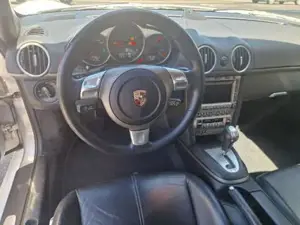 Porsche Cayman Bild 15