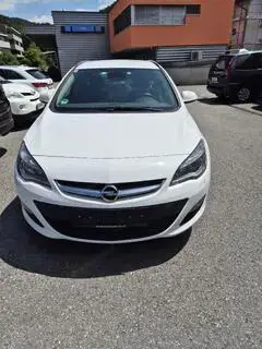 Opel Astra 2015