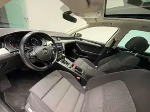 Volkswagen Passat Bild 11