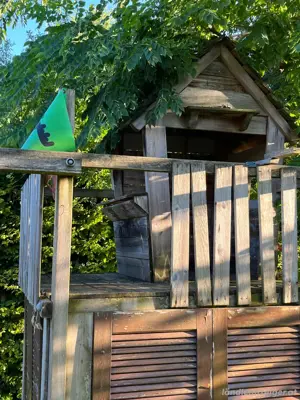 Garten-  Spielhaus Bild 2