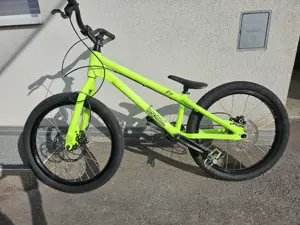 Inspired flow Trail Bike 22 Zoll Bild 4