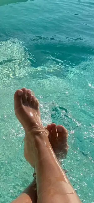 Ästhetische - Erotische Fußbilder und Videos Bild 3