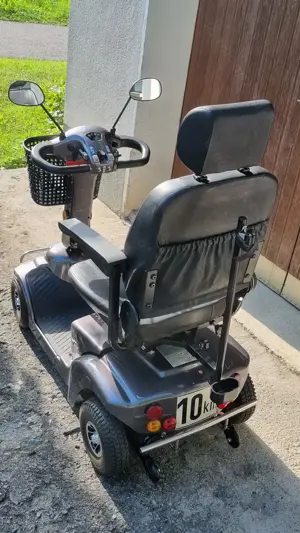 Elektromobil seniorenmobil. (leicht beschädigt) Bild 2