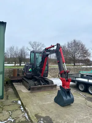 YANMAR B30V Minibagger 3 Tonnen Bild 2