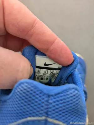 Nike Sneaker Größe 22 Bild 4