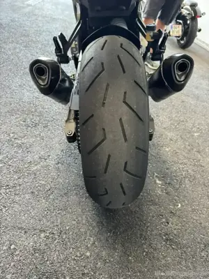 Akrapovic slip on für Kawasaki Z1000 Bild 2