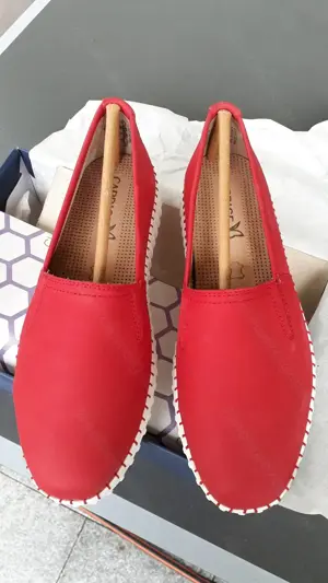 Komplett neue Damen-Leder-Slipper (Nubukleder), rot, Marke Caprice, Größe 38 Bild 6