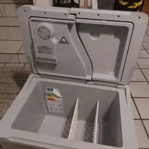 kleine Kühlschrank                  Bild 3