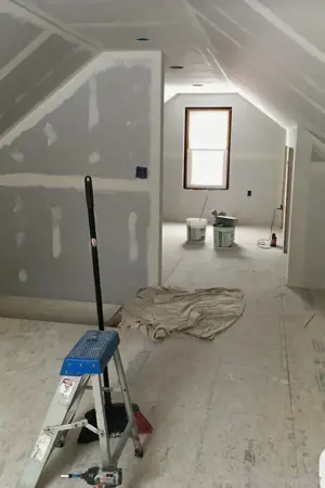 Trockenbau und Maler arbeit Bild 9