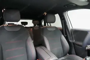 Mercedes-Benz GLA 200 d 4MATIC W-Paket Navi Night Sport KAM Bild 9