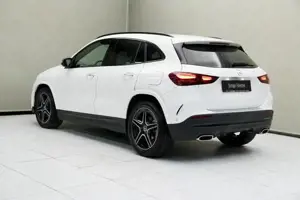 Mercedes-Benz GLA 200 d 4MATIC W-Paket Navi Night Sport KAM Bild 10