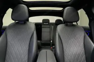 Mercedes-Benz E 220 d 4MATIC Limousine ACC Leder Navi ParkAss. Bild 9