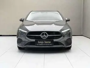 Mercedes-Benz A 180 d Kompaktlimousine W-Paket KAM SpurW  SpurH Bild 2