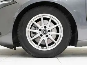 Mercedes-Benz A 180 d Kompaktlimousine W-Paket KAM SpurW  SpurH Bild 9