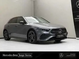 Mercedes-Benz A 180 d Kompaktlimousine Night Sport KAM SpurW Bild 12