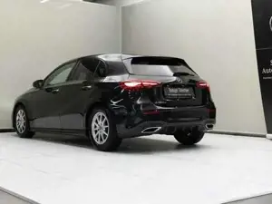 Mercedes-Benz A 180 d Kompaktlimousine W-Paket Night Navi Sport Bild 4