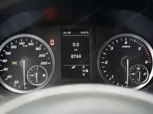 Mercedes-Benz Vito 116 CDI Tourer SELECT Lang PDC KAM KlimaA Bild 9