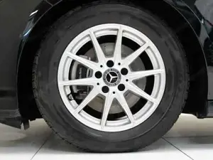 Mercedes-Benz A 180 d Kompaktlimousine W-Paket Night Navi Sport Bild 8