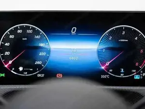 Mercedes-Benz A 180 d Kompaktlimousine W-Paket Night Navi Sport Bild 9